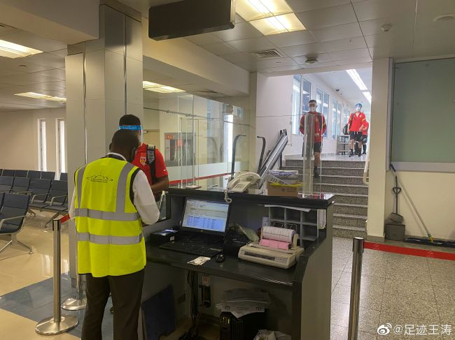 校霸被惩罚到失禁高h